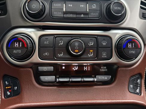 Used 2018 Chevrolet Tahoe Premier image 31
