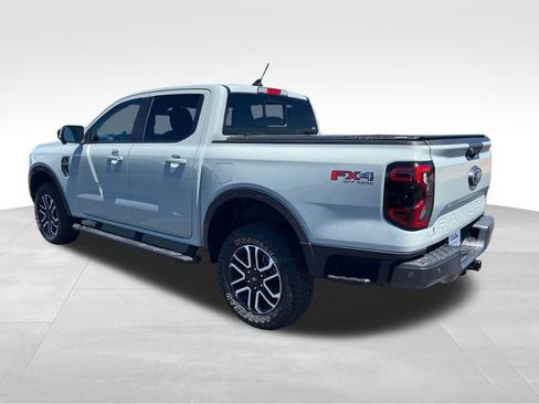 Used 2024 Ford Ranger Lariat w/ FX4 Off-Road Package AWD/4WD image 3