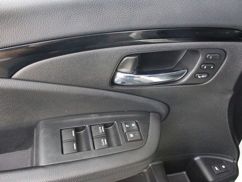 Used 2022 Honda Pilot Touring image 21