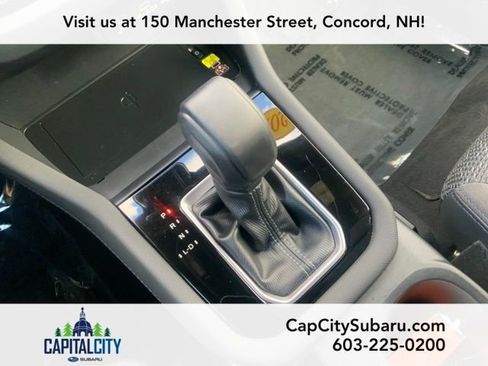Used 2025 Subaru Forester Premium image 29