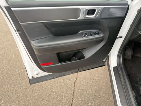 Used 2025 Hyundai Santa Fe SEL image 21