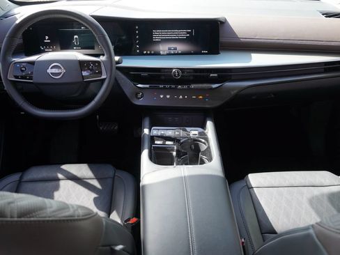 Used 2025 Nissan Murano Platinum w/ Cargo Package AWD/4WD image 12