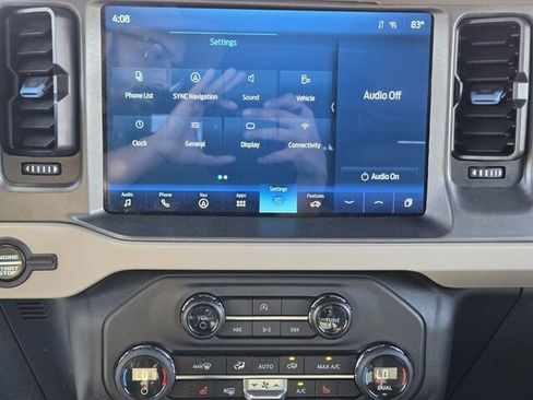 Certified 2024 Ford Bronco Wildtrak image 23