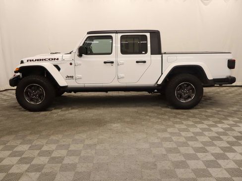 Used 2021 Jeep Gladiator Rubicon AWD/4WD image 2