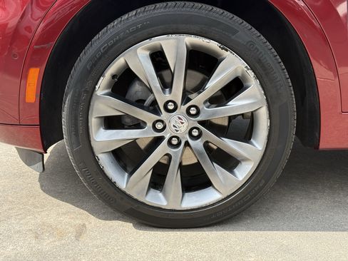 Used 2022 Buick Envision Avenir w/ Technology Package II FWD image 12