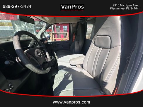 Used 2013 Chevrolet Express 2500 image 9