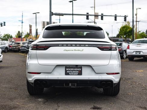 Used 2023 Porsche Cayenne Turbo S AWD/4WD image 11