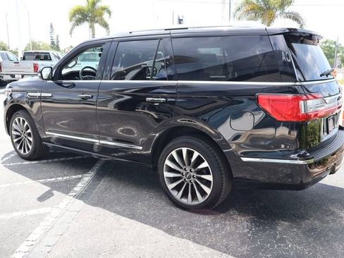 Used 2020 Lincoln Navigator Reserve RWD image 5