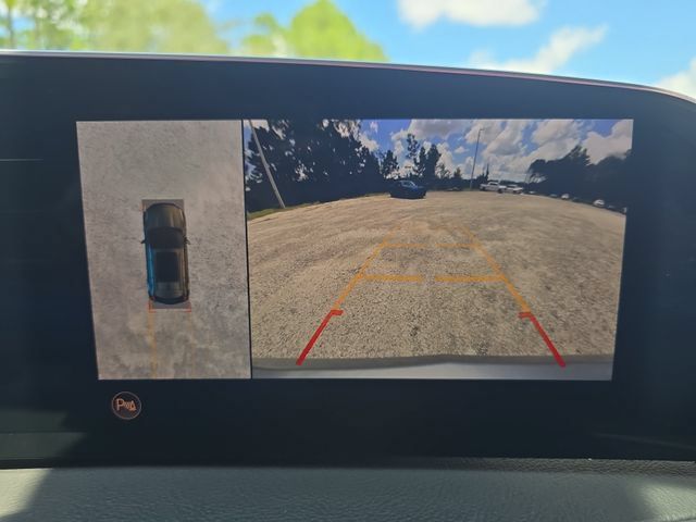 Used 2025 Cadillac XT4 Premium Luxury FWD image 18