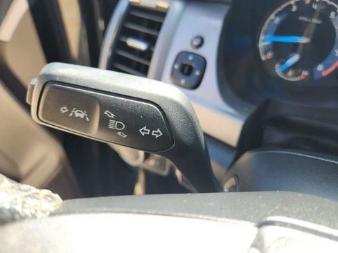 Used 2019 Ford Ranger XLT w/ Equipment Group 301A Mid image 34