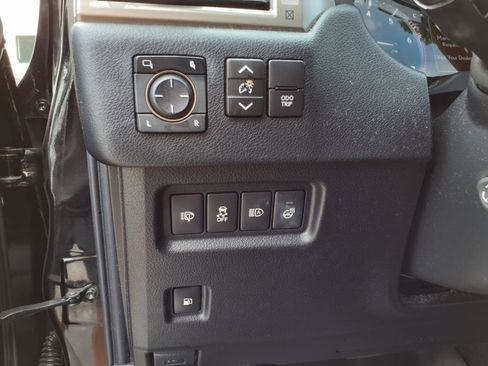 Used 2021 Lexus GX 460 Premium image 13