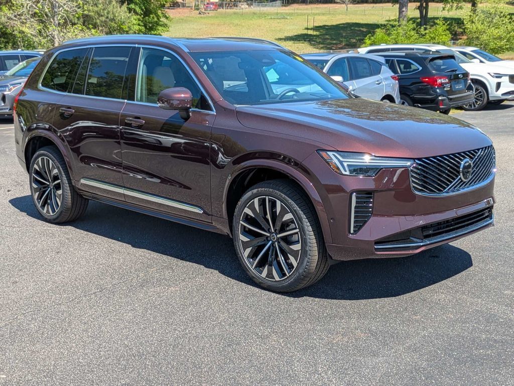 New 2026 Volvo XC90 B5 Ultra w/ Protection Package Premier AWD/4WD image 8