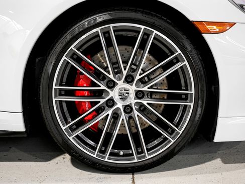 Used 2018 Porsche 911 Turbo image 47