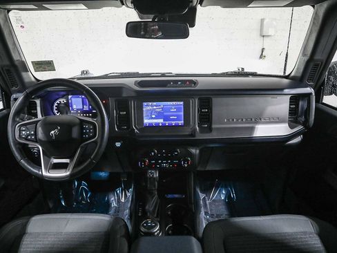 Used 2022 Ford Bronco Outer Banks image 12