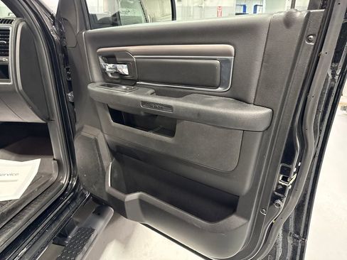 Used 2022 RAM 1500 Classic Warlock w/ Electronics Group AWD/4WD image 34