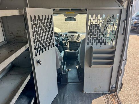 Used 2019 Ford Transit 250 130 Medium Roof image 11