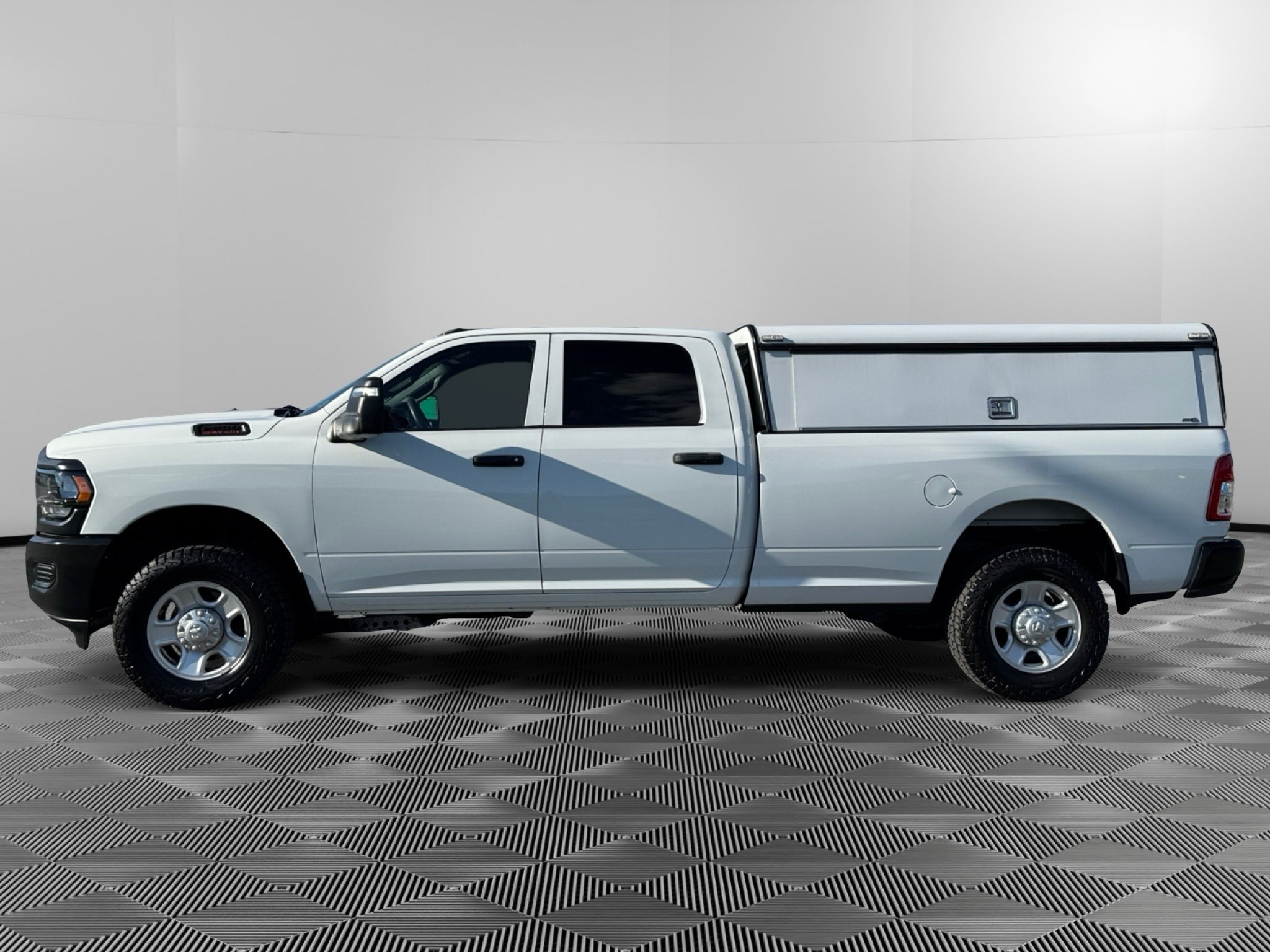 Used 2024 RAM 2500 Tradesman w/ Snow Chief Group AWD/4WD image 5