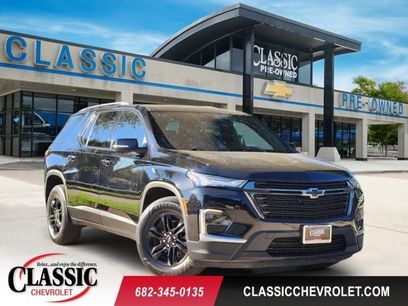 Used 2023 Chevrolet Traverse LT