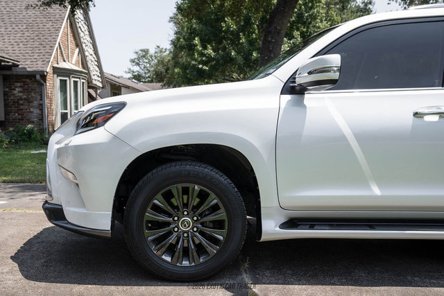 Used 2023 Lexus GX 460 Luxury w/ Sport Design Package AWD/4WD image 4