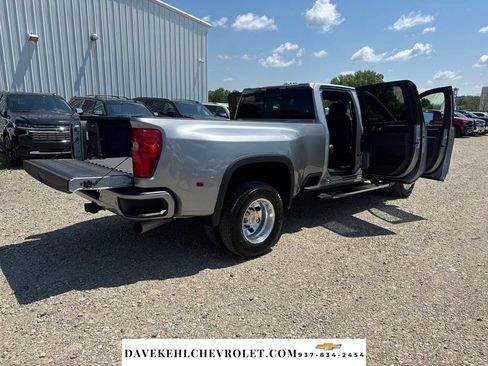 Used 2025 Chevrolet Silverado 3500 High Country w/ High Country Premium Package AWD/4WD image 33