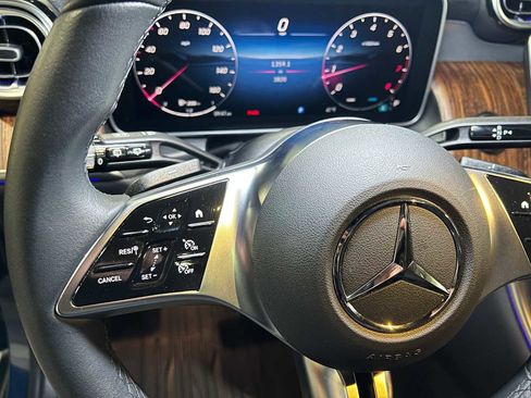 Certified 2025 Mercedes-Benz GLC 300 4MATIC image 28