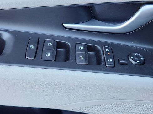 New 2026 Hyundai Elantra Limited image 22