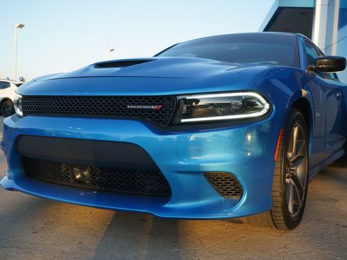 Used 2023 Dodge Charger R/T w/ Navigation & Travel Group image 4