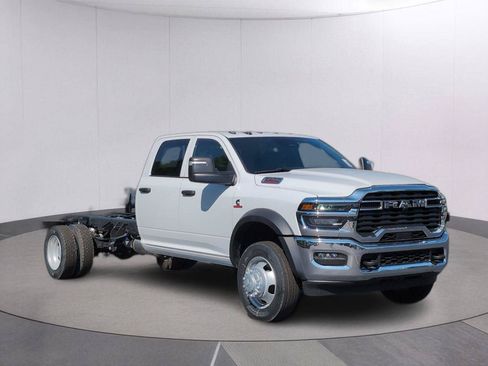 New 2026 RAM 4500 Tradesman w/ Safety Group AWD/4WD image 6