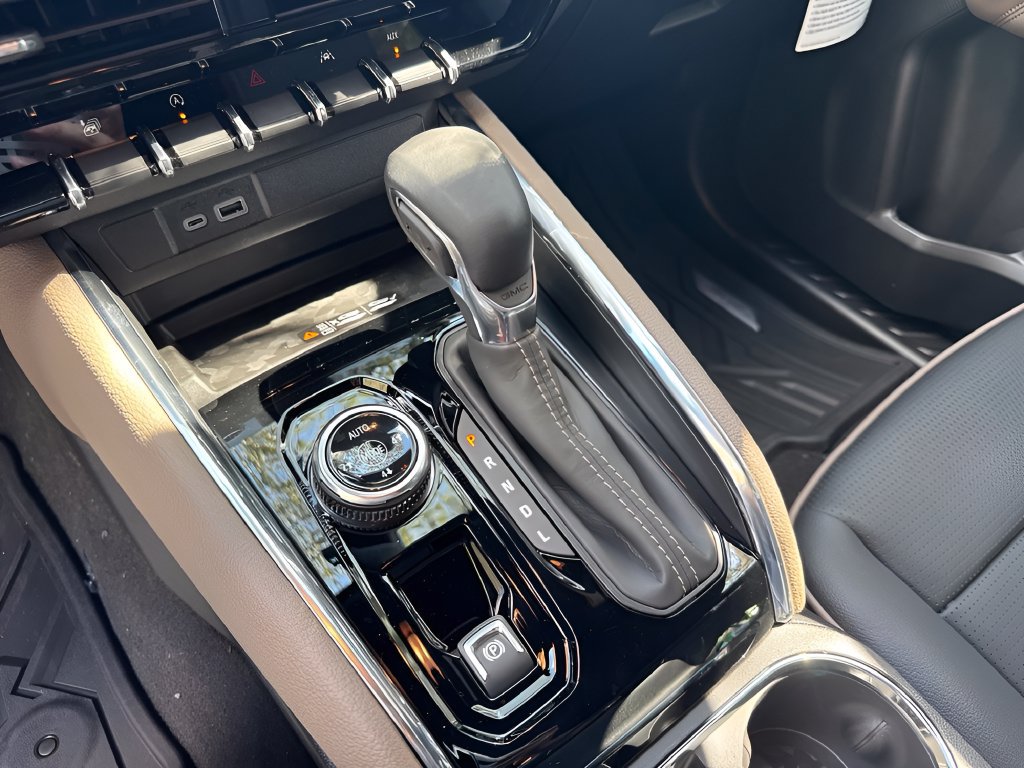 New 2026 GMC Canyon Denali AWD/4WD image 17