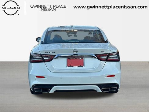 Used 2023 Nissan Maxima SV w/ Floor Mat Group image 6