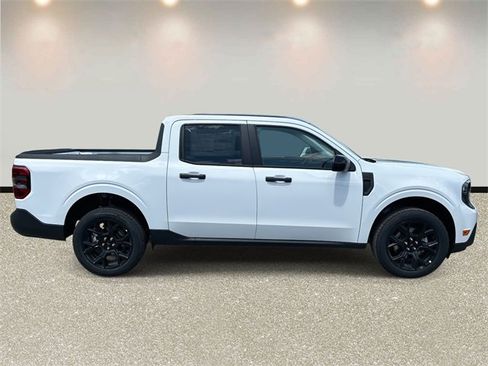 New 2025 Ford Maverick XLT w/ Black Appearance Package image 8