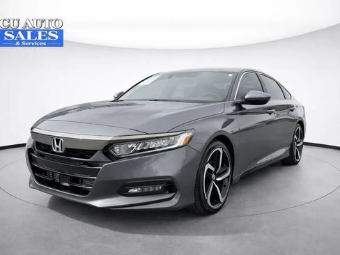 Used 2018 Honda Accord Sport image 3