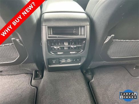 Used 2024 Jeep Grand Cherokee Trailhawk image 17