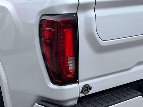 Certified 2022 GMC Sierra 2500 Denali image 10