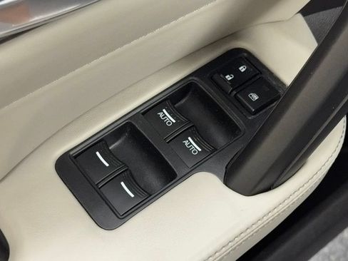 Used 2013 Acura TL SH-AWD image 13
