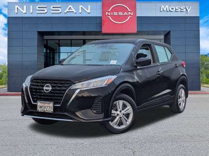 Certified 2025 Nissan Kicks Play S