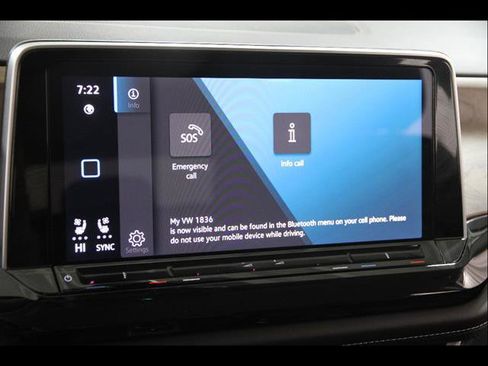 Certified 2025 Volkswagen Atlas SE image 12