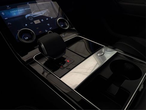 Used 2021 Land Rover Range Rover Velar S image 29