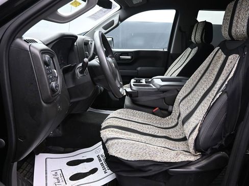 Used 2020 Chevrolet Silverado 1500 Custom w/ Custom Value Package AWD/4WD image 9