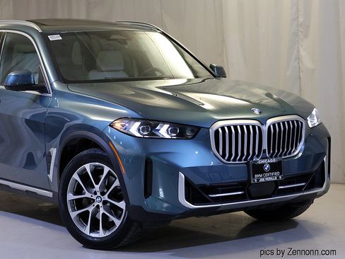 Certified 2024 BMW X5 xDrive40i w/ Premium Package image 2