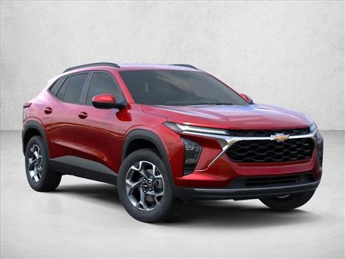 New 2026 Chevrolet Trax LT image 2