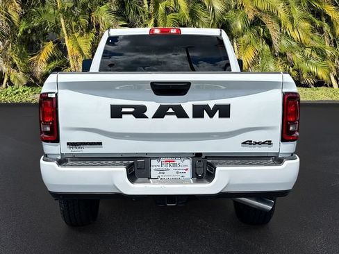 New 2026 RAM 2500 Big Horn AWD/4WD image 4