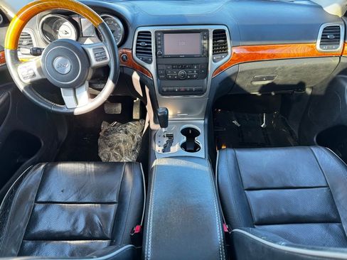 Used 2012 Jeep Grand Cherokee Overland image 9