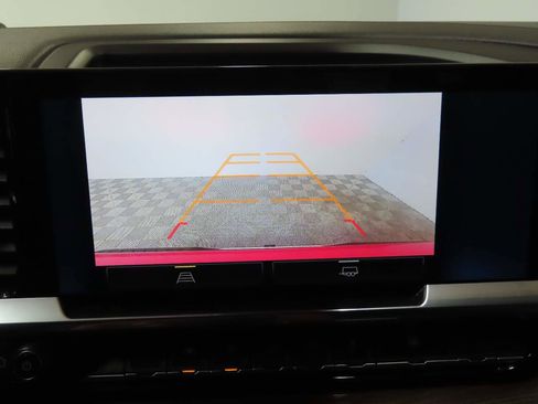 Used 2025 Chevrolet Silverado 1500 LT w/ LPO, Dark Essentials Package image 15