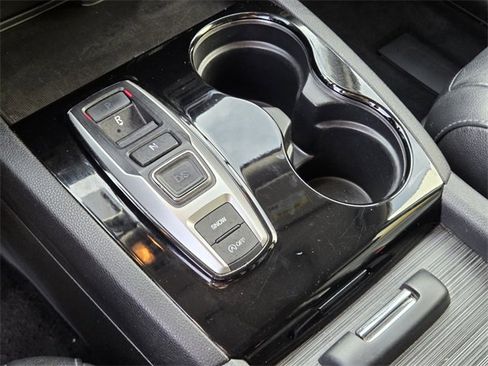 Used 2016 Honda Pilot Touring image 24