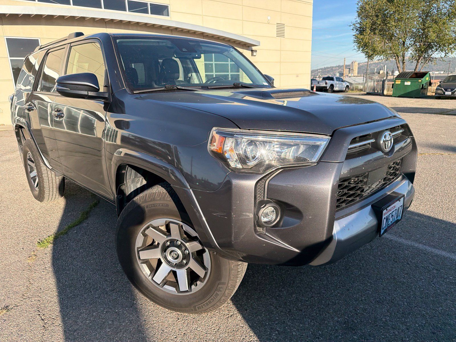 Used 2021 Toyota 4Runner TRD Off-Road Premium AWD/4WD image 4