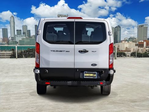 Used 2019 Ford Transit 350 XLT RWD image 5