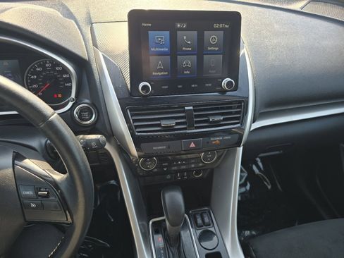 Used 2022 Mitsubishi Eclipse Cross SE image 27