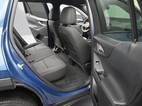 Used 2025 Chevrolet Equinox LT FWD image 14