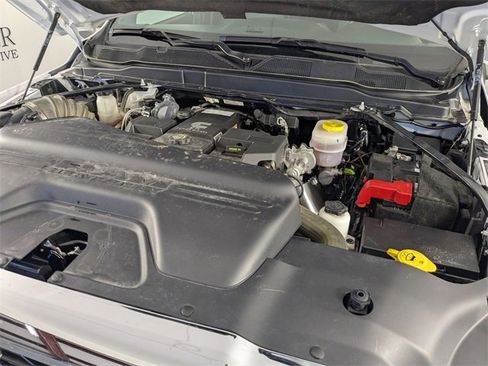 Used 2024 RAM 3500 Tradesman w/ Chrome Appearance Group image 34